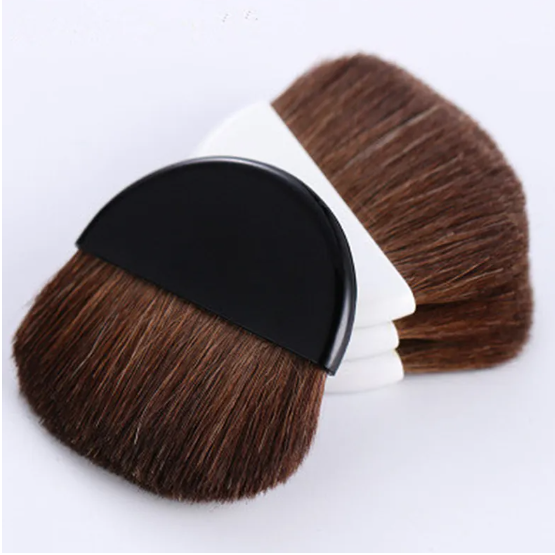 Mini Blush Brush