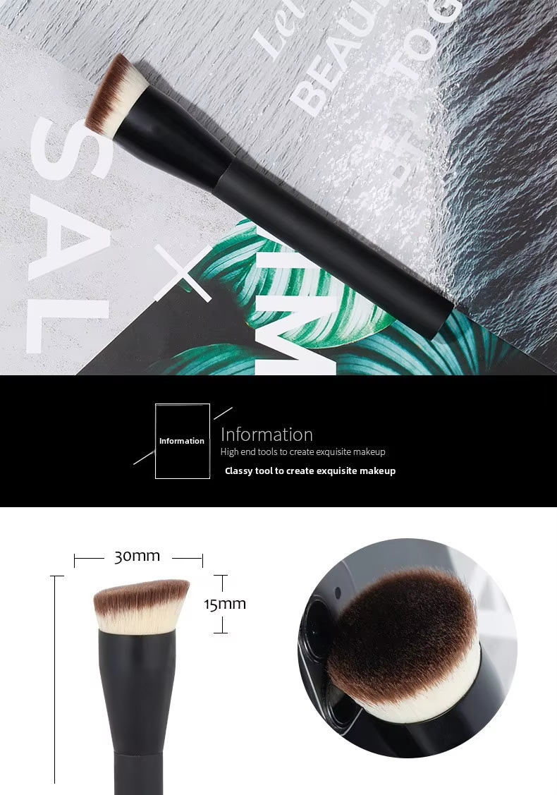Foundation Brush Detail 3