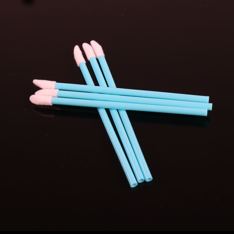 Lip brush detail 1