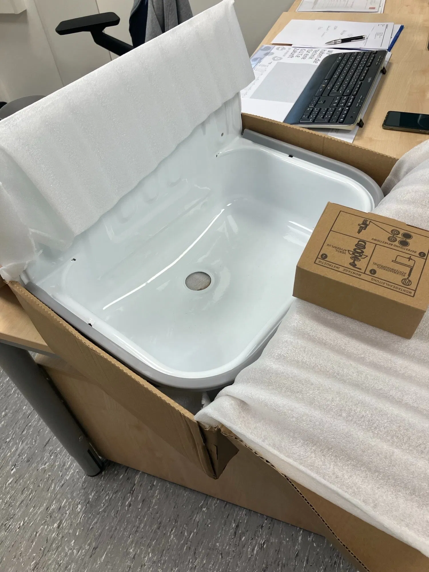 Kitchen Enamel Steel Laundry Slop Sink with Single Bowl