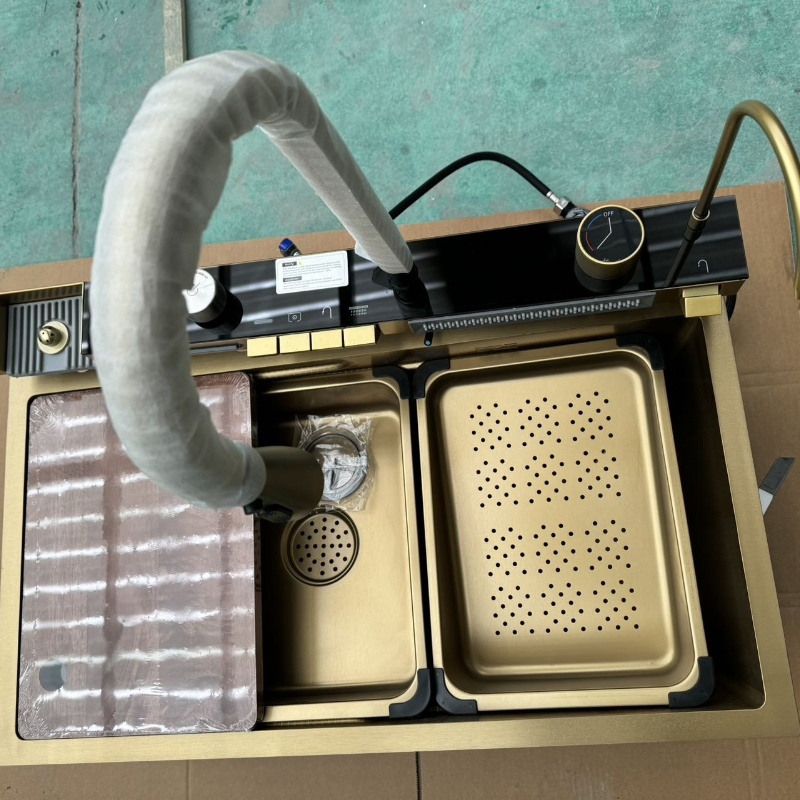 Modern Trendy Stainless Steel Handmade Sink Faucet with Stretchable Design