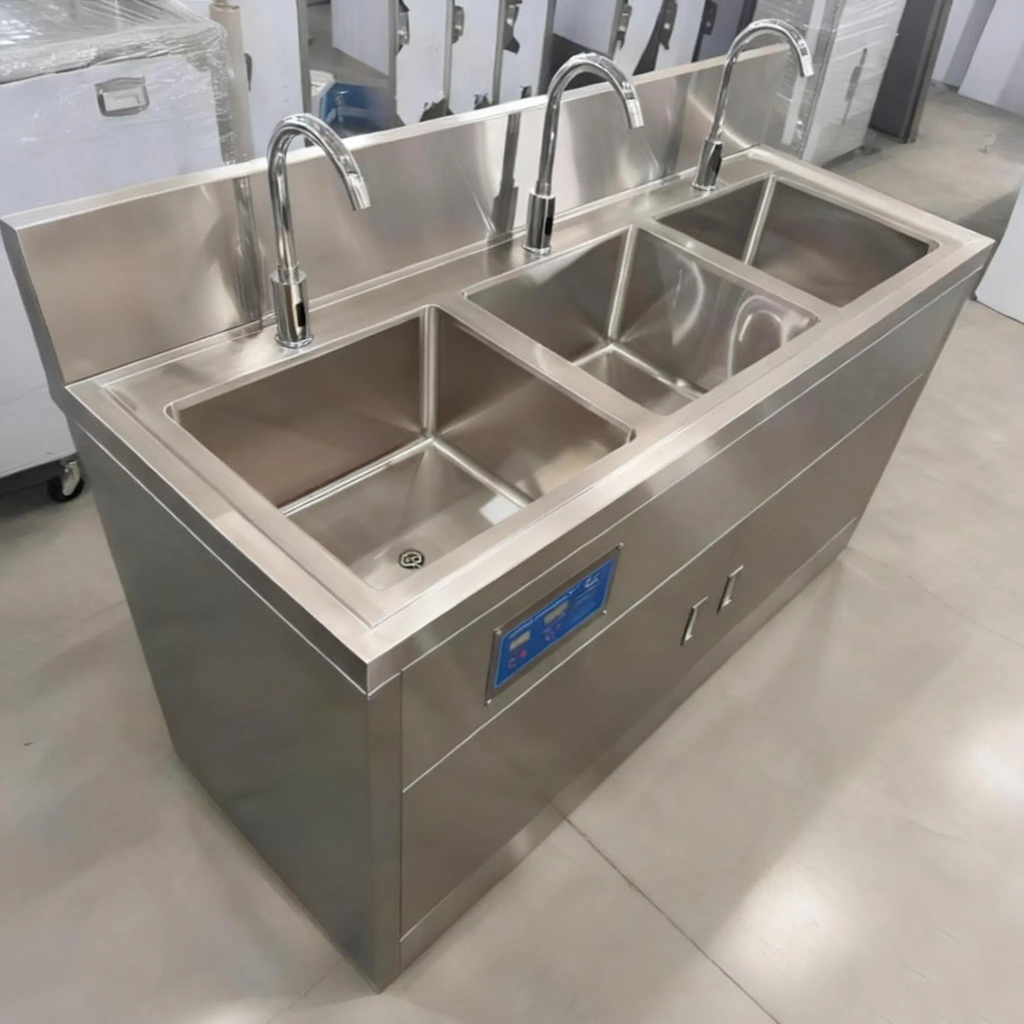 Laboratory Operating Table Sampling Stainless Steel Hand Wash Sink Stretchable Faucet Instant Hot Water Mix Water Wash Sink