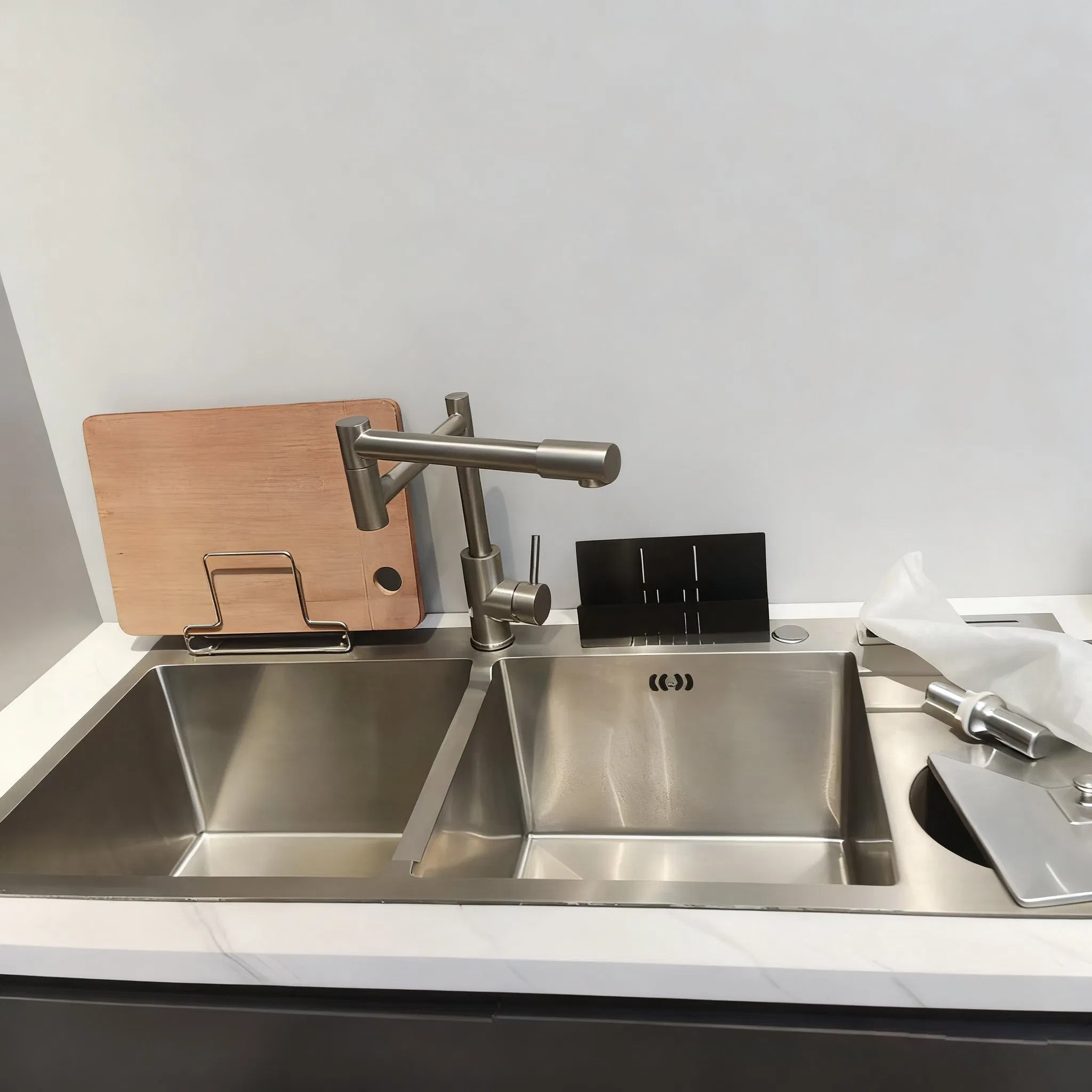 Stylish 201 Stainless Steel Handmade Sink with Storage Rack