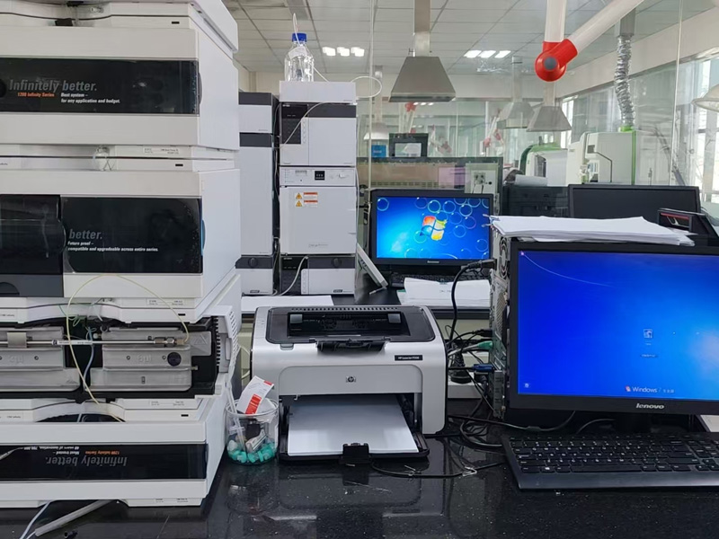 Le-Nutra analytical instruments and extraction optimization laboratory