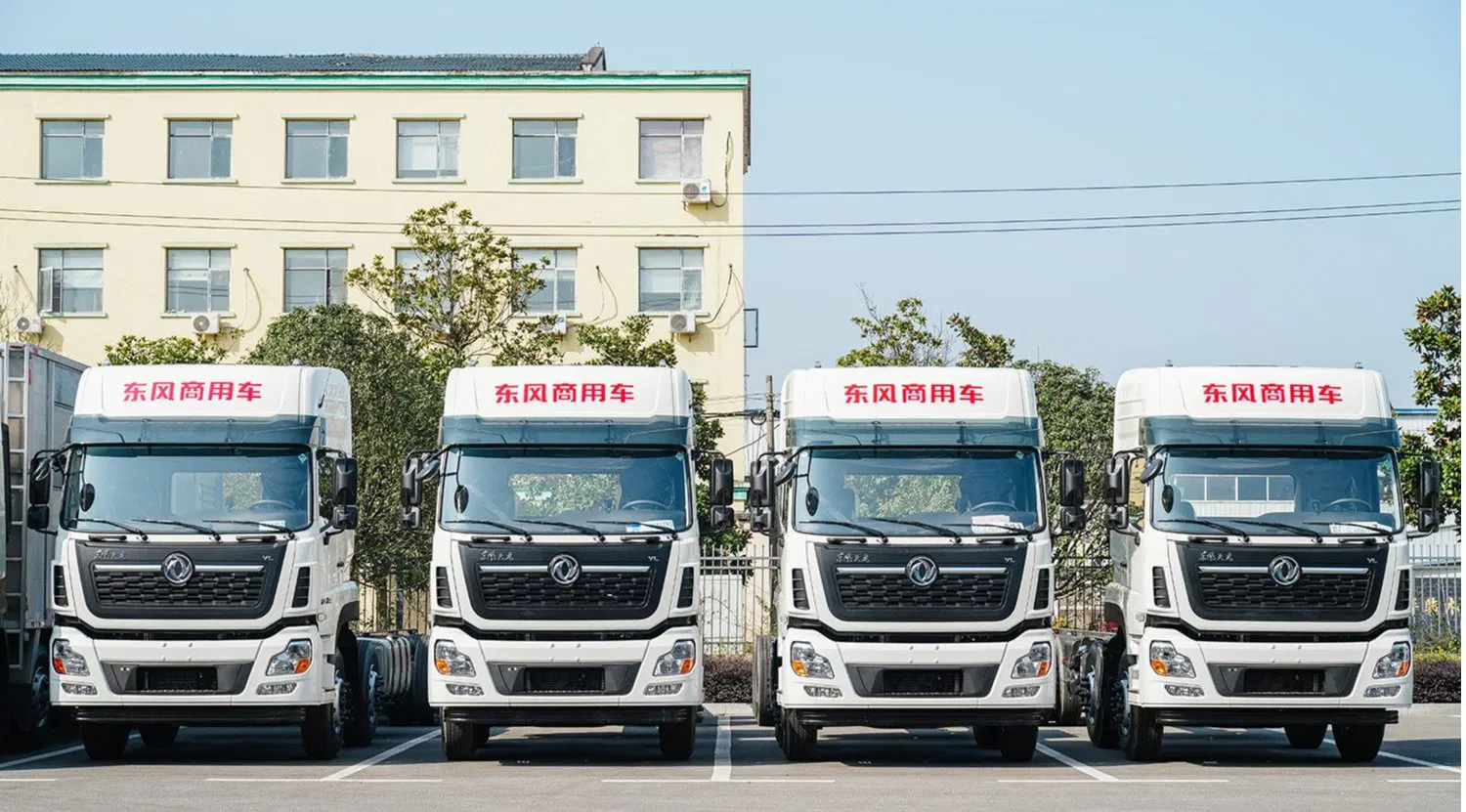 Gentle Pneumatic Feed Truck - Perfect for Shrimp and Fish Farms