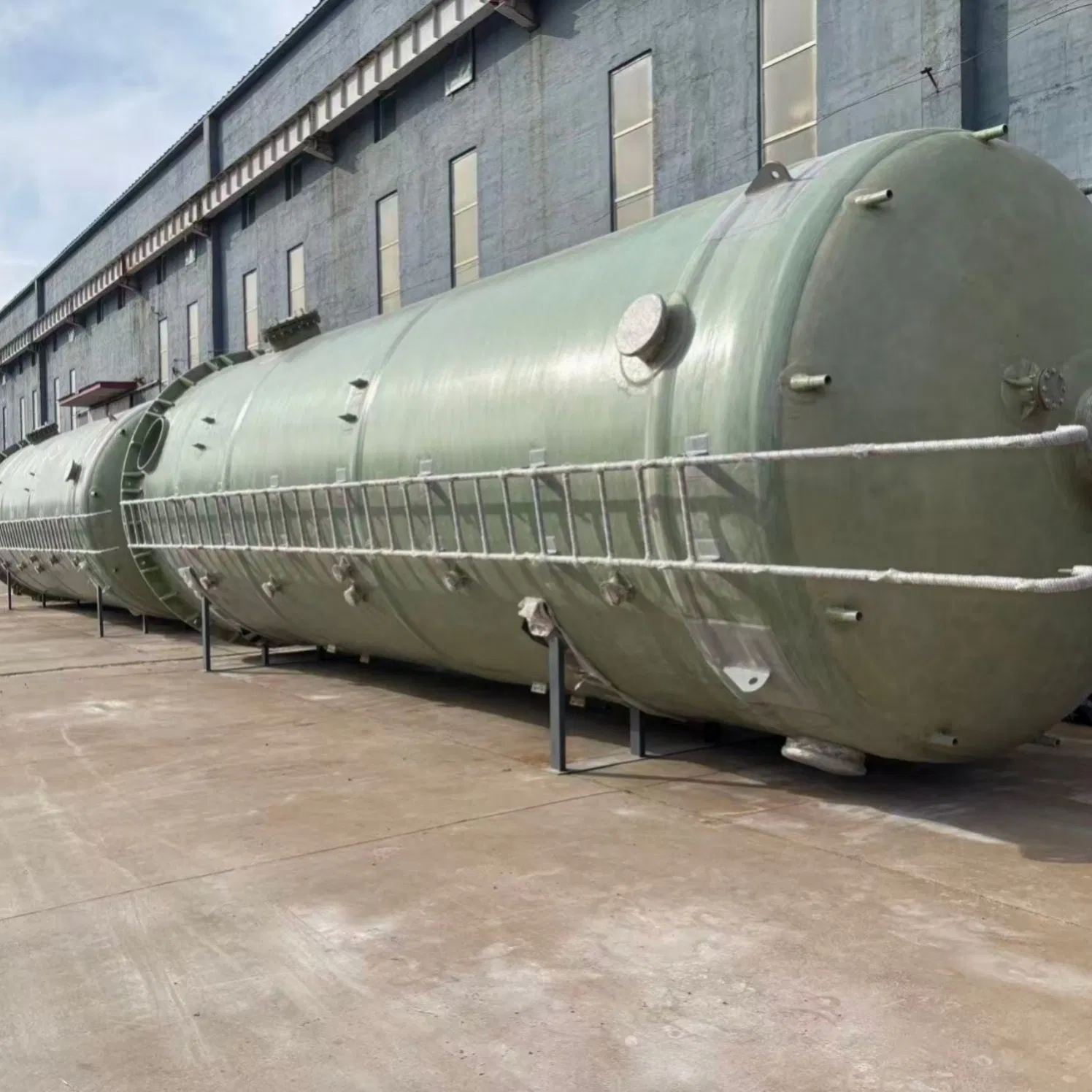 High Capacity Fiberglass Reinforced Plastic Tank for Aquaculture Water and Fish Feed Storage