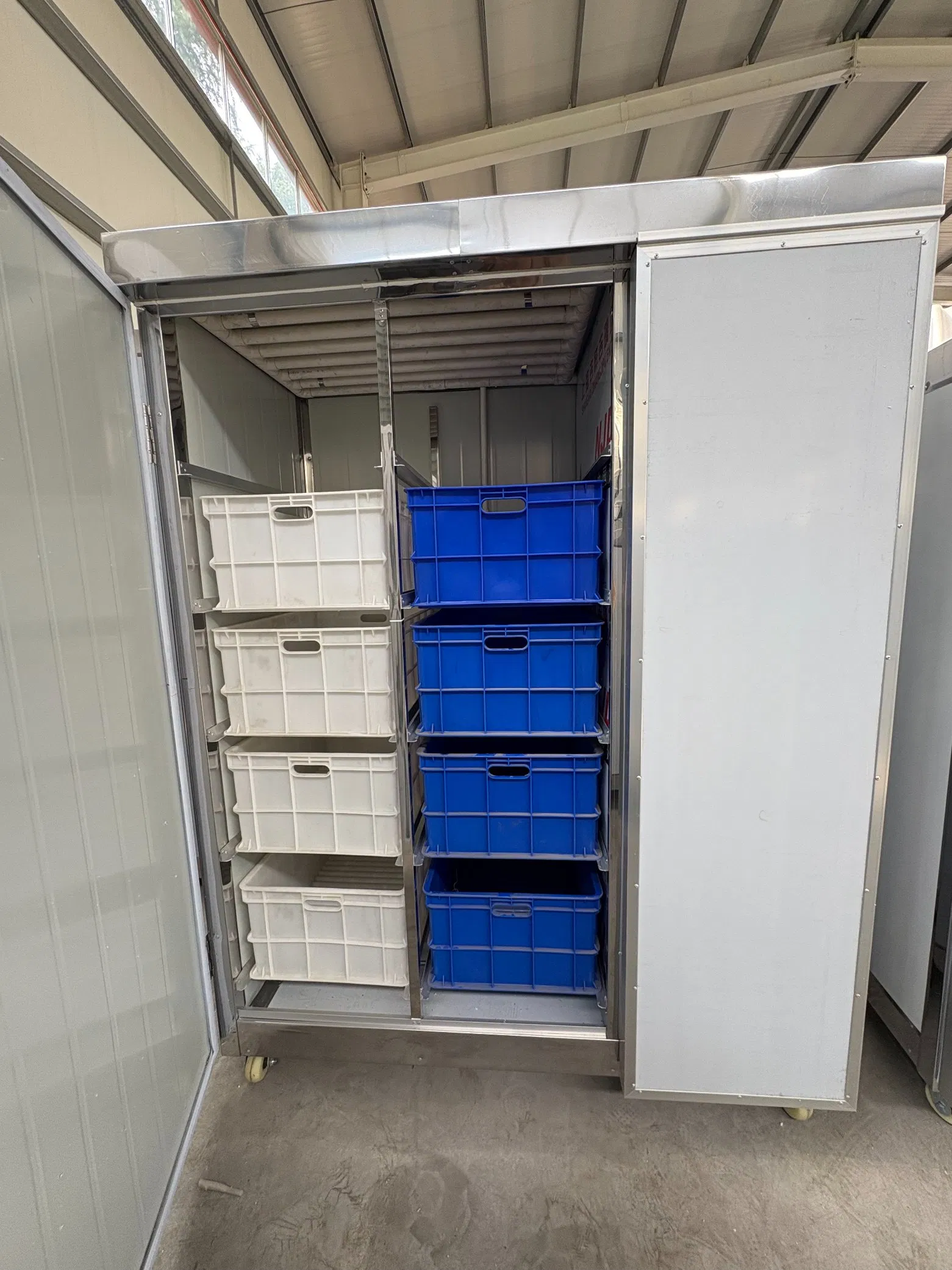 Automatic Bean Sprout Grower with Optimal Growth Environment