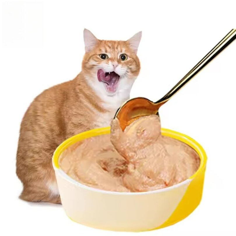 Premium Cat Milkshake Treats Packed in Easy-to-Open Tin