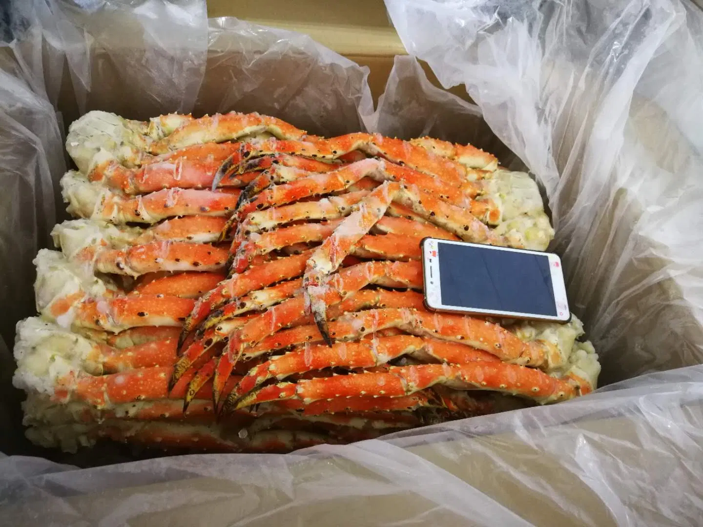 Frozen Sea Frozen Cooked Red King Crab Clusters, Legs