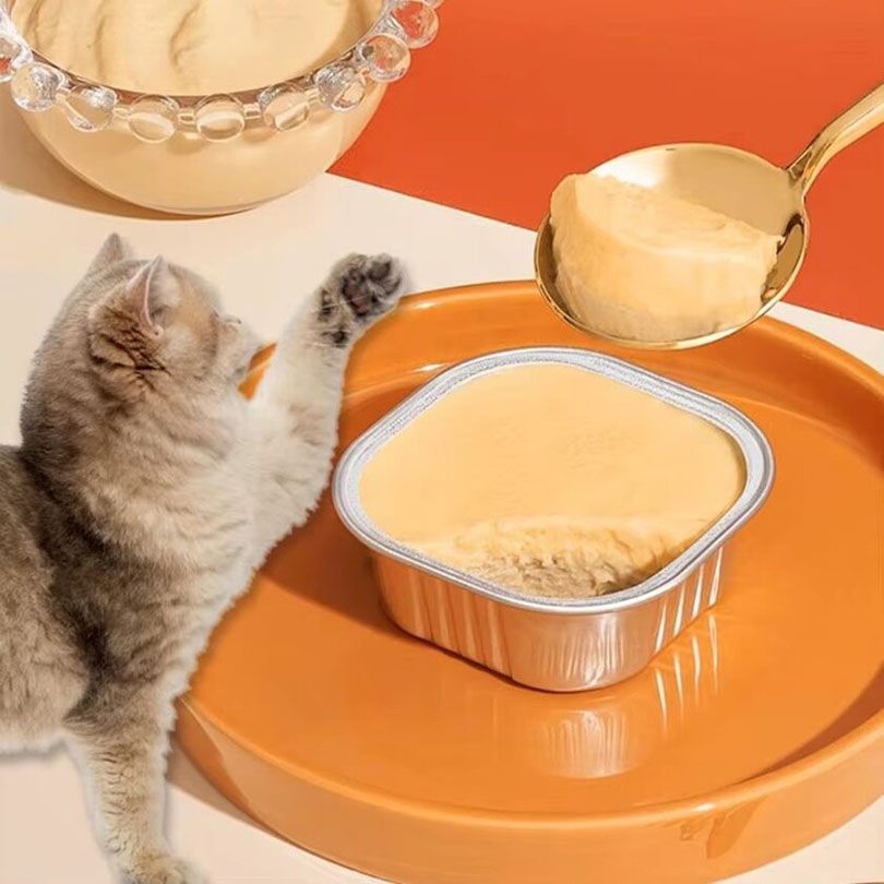 Premium Cat Milkshake Treats Packed in Easy-to-Open Tin