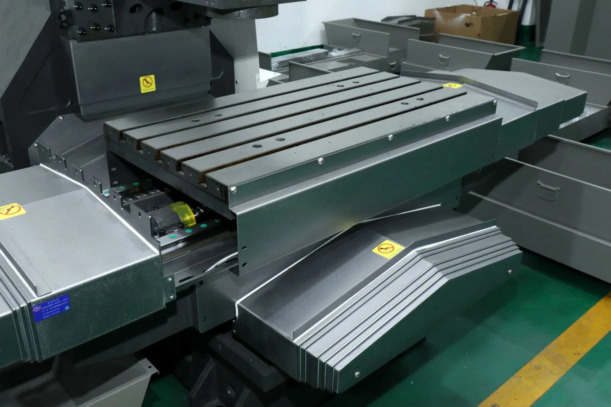 Socay Precision Machinery High Speed 3 Axis CNC Milling Machine Center for Sale China Vertical Machining Center System Optional