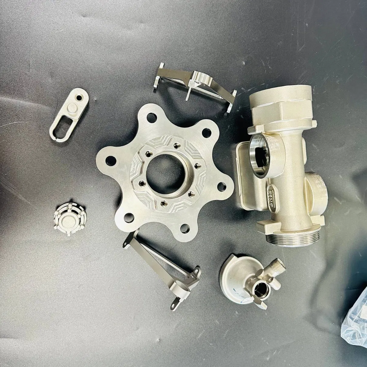 CNC Machining of Titanium Alloy Investment Casting Services Processing Customized Parts