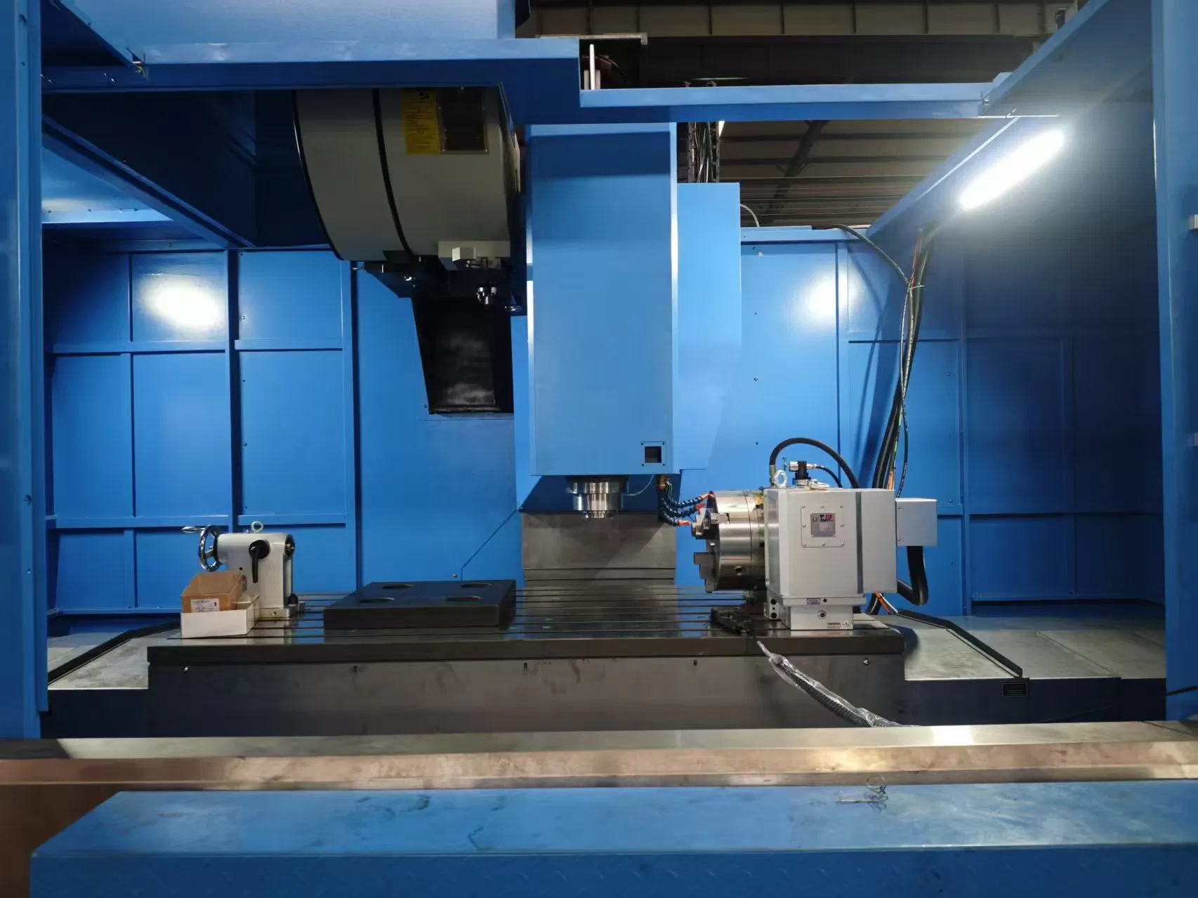 High-Speed 3-Axis CNC Vertical Machining Center for Precision Drilling