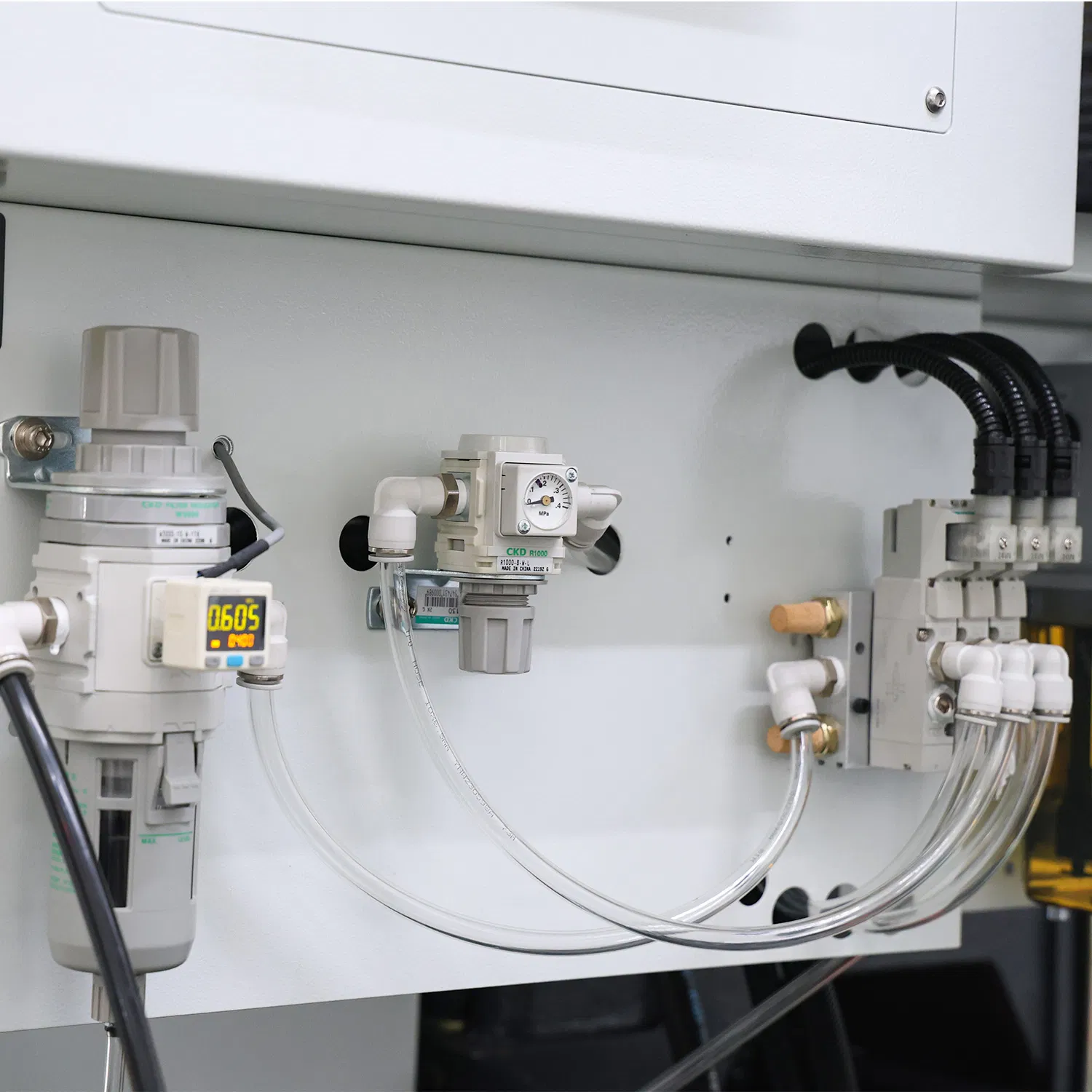 Lk-1375V High Speed 3 Axis Vertical CNC Machining Center Price