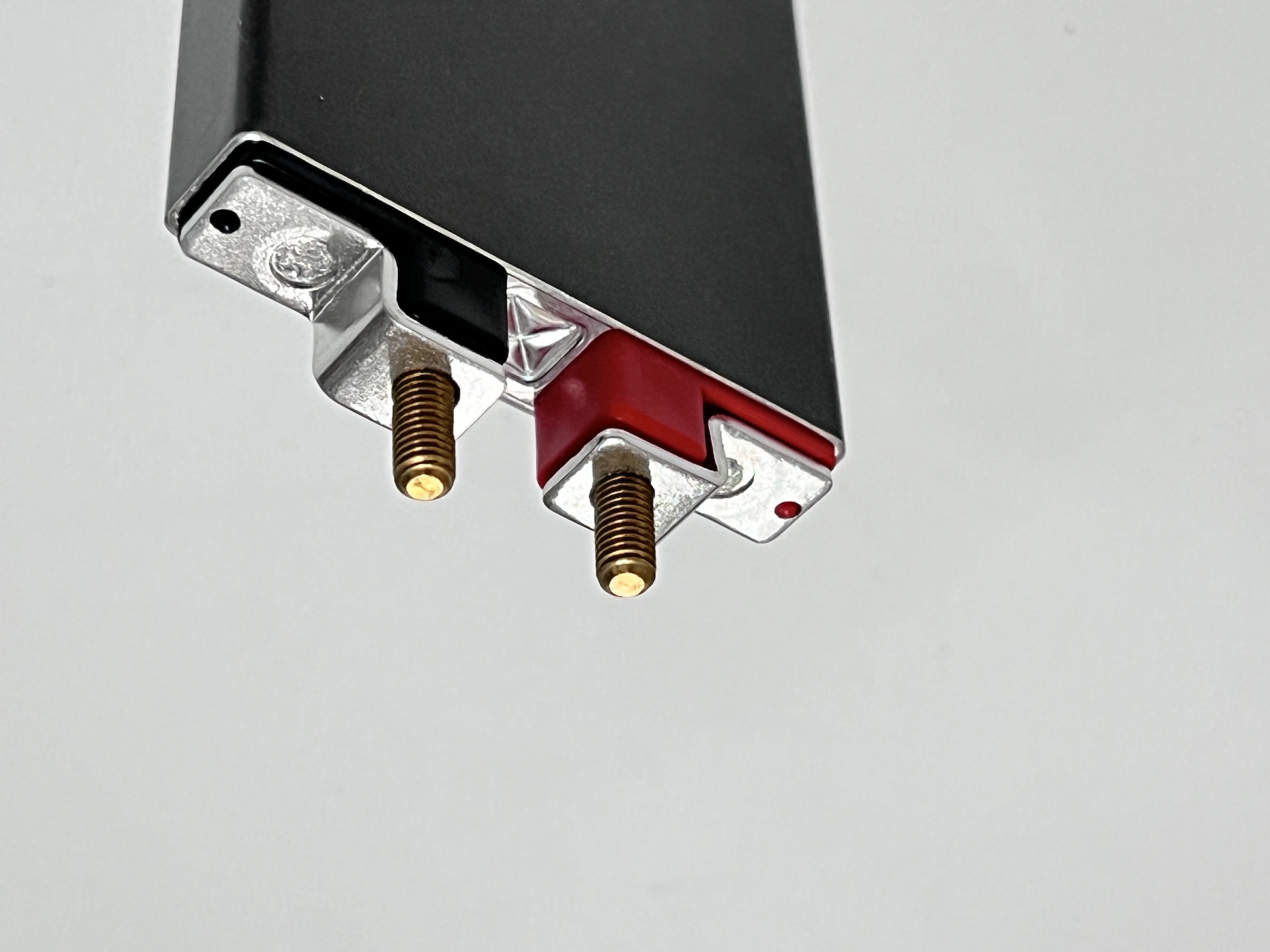 LTO Battery Terminal Detail