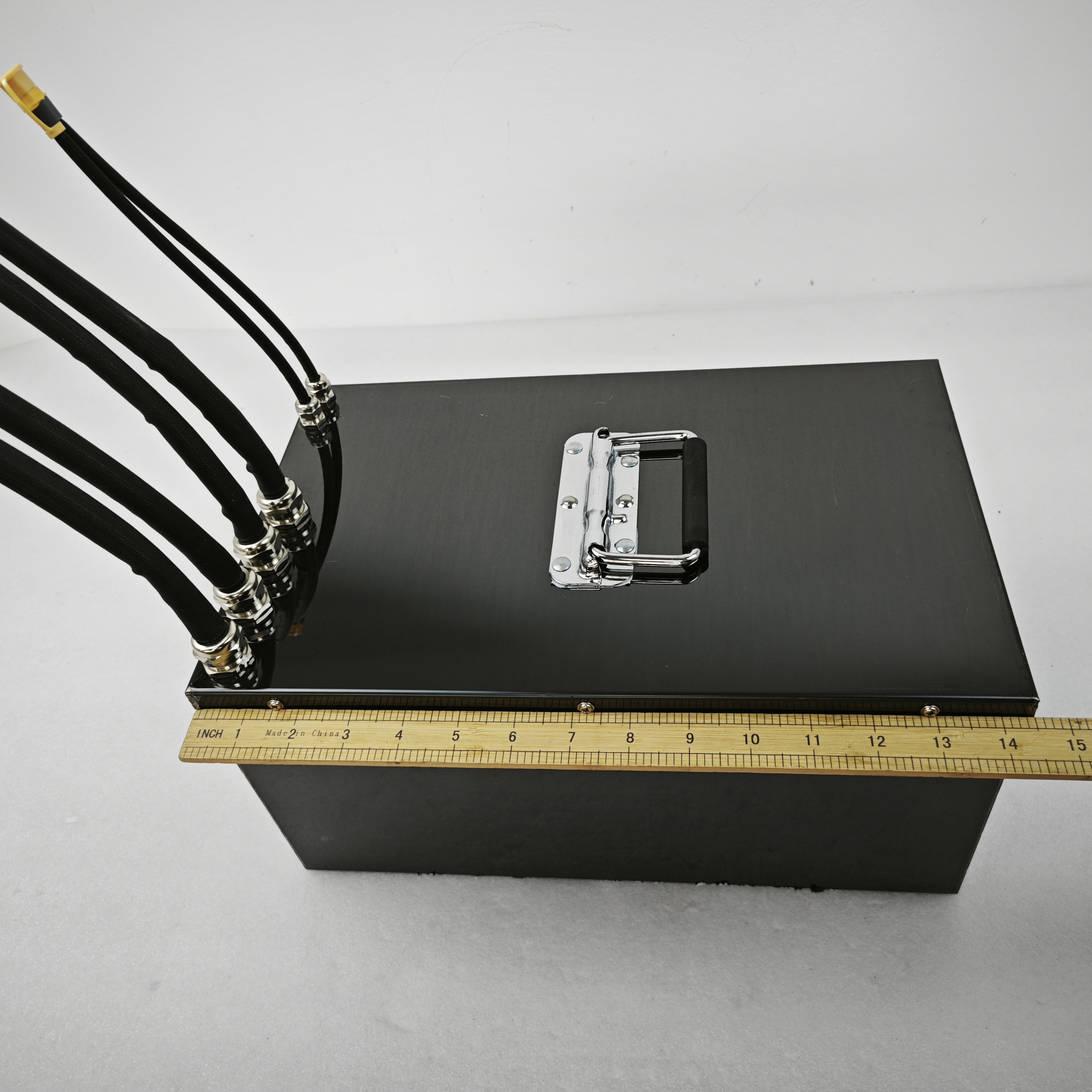 Customized Batteries 12V 24V 48V 60V 72V 81.4V 86.4V 96V 63AH 420AMP Lithium Titanate Pack
