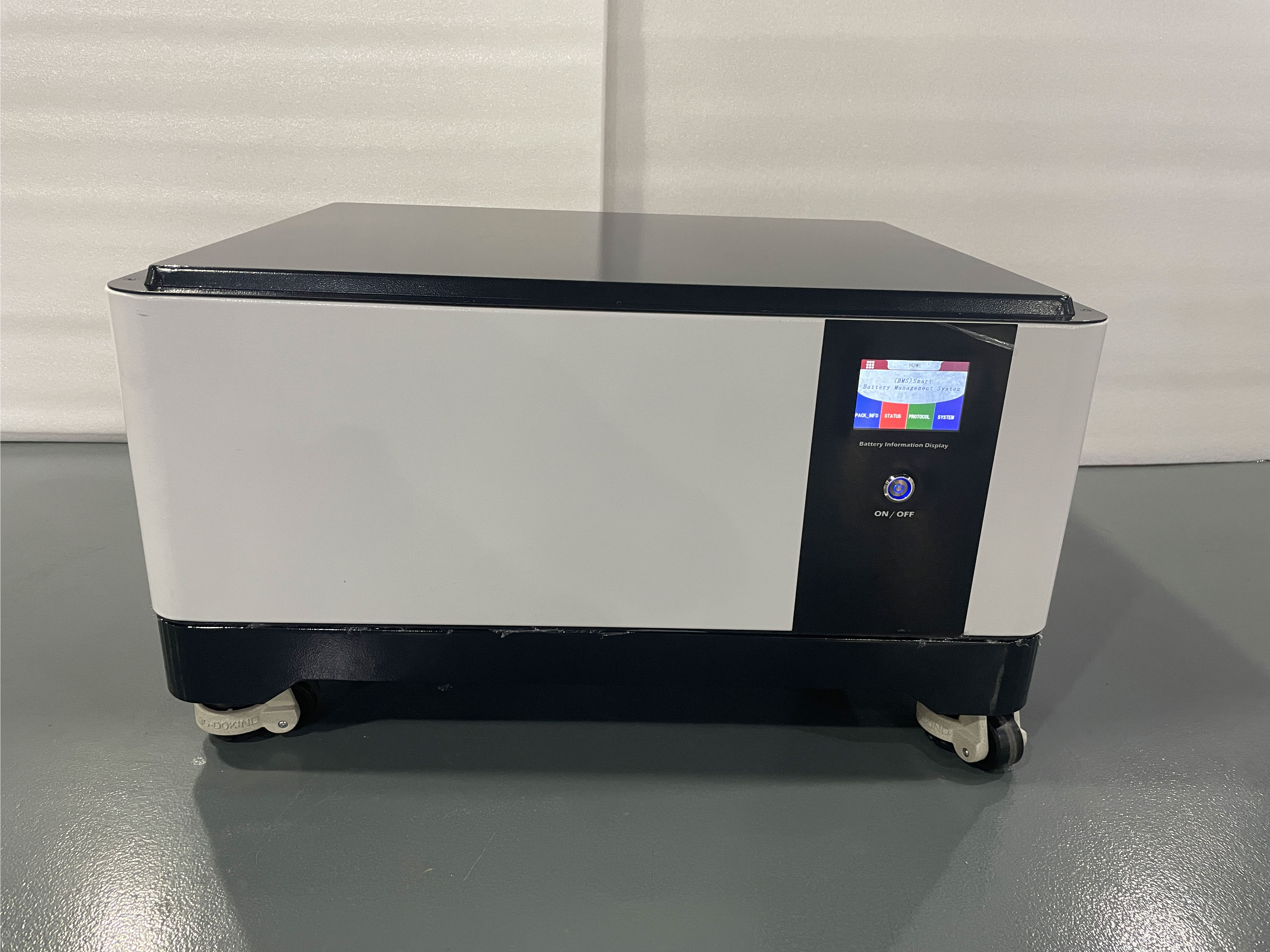 15kWh Battery with Touch Screen
