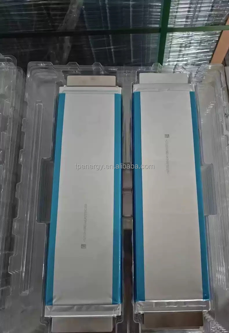 Battery Detail 4