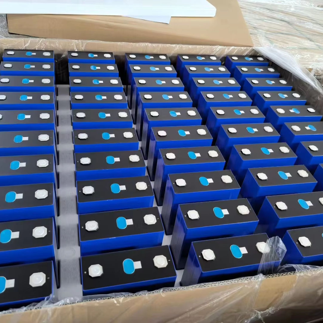 Poland Stock Grade a Solar Energy Storage Battery MB31 314Ah 8000 Cycle 3.2V Lithium Lifepo4 330AH 350AH MB56 560Ah 628AH 1200Ah