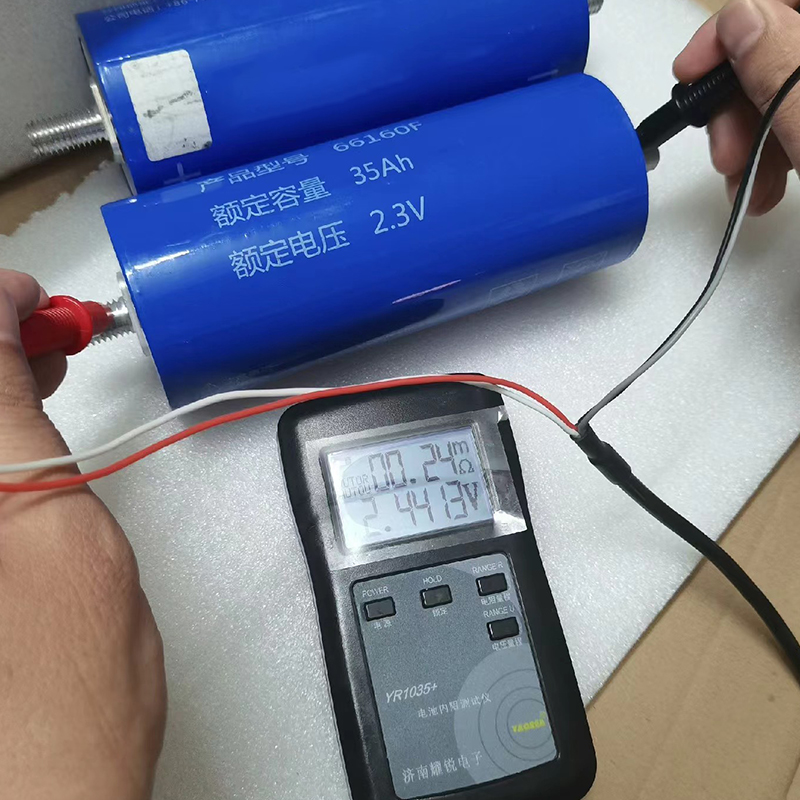 Grade A+ Brand New Original 66160 Lithium Titanate Battery Cell 2.3V 35Ah 30Ah 40Ah 45ah Cylindrical LTO Battery Cell