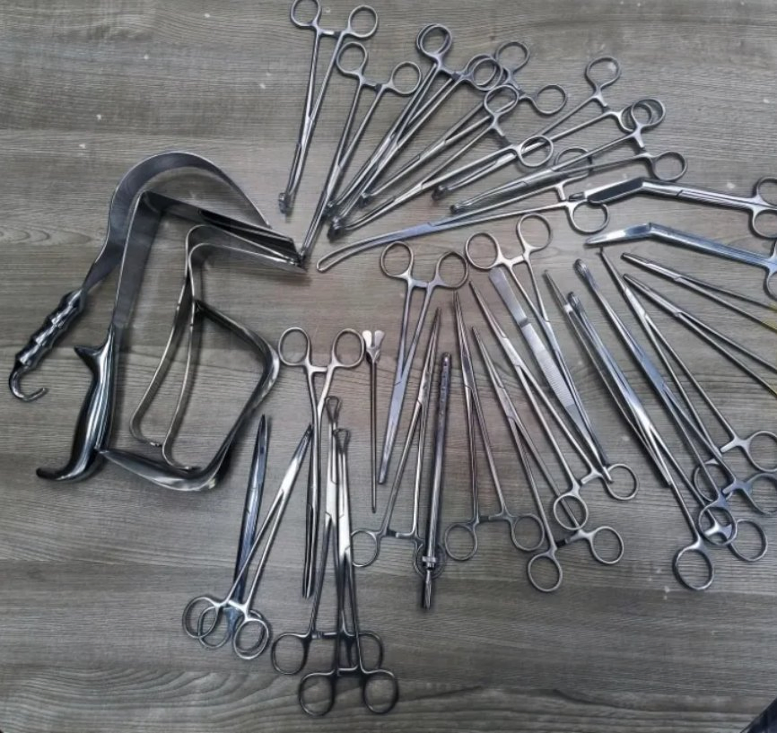 Comprehensive Caesarean Section Surgical Instrument Pack for Gynecologists