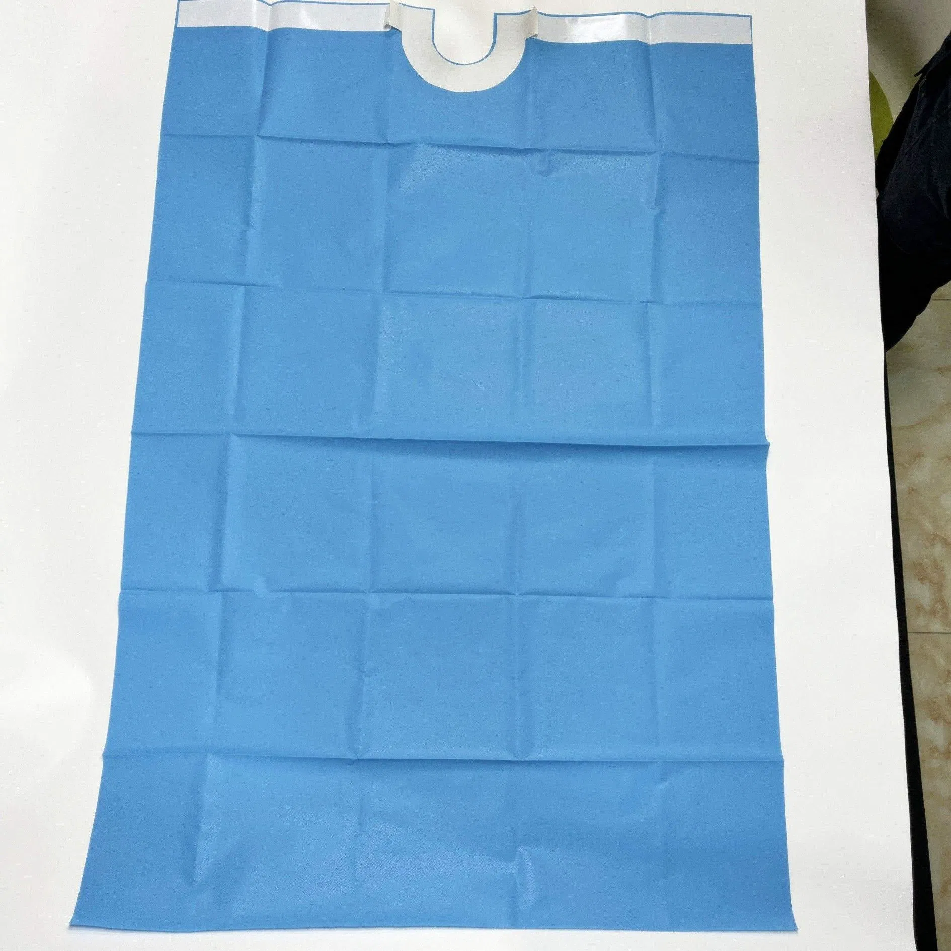 SMS/PP Nonwoven 35GSM-70GSM Surgical Drape with Fenestration for C-Section/Ophthalmology Surgery Operation