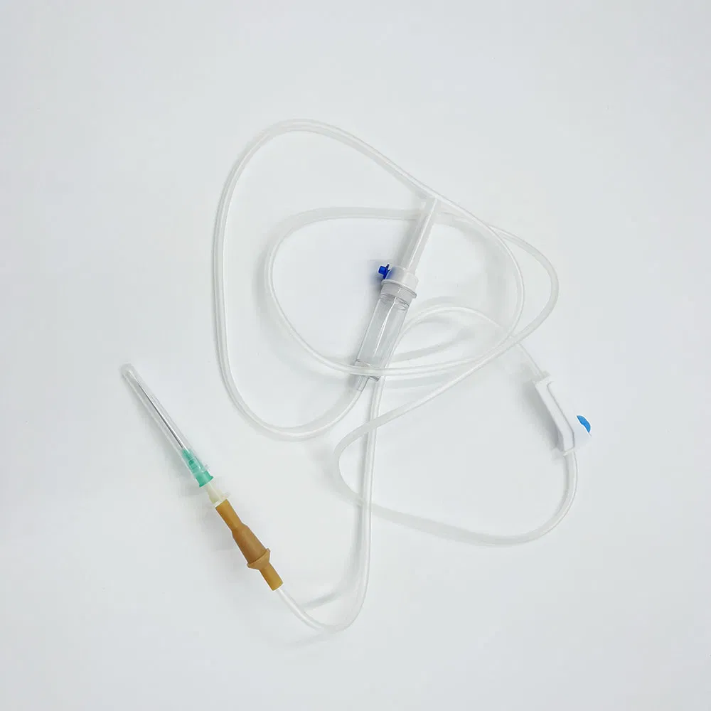 Conjunto de infusión médica de calidad diseñado para aplicaciones intravenosas para mantener la comodidad y seguridad del paciente