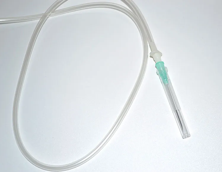 Set de infusión intravenosa desechable aprobado por CE con aguja