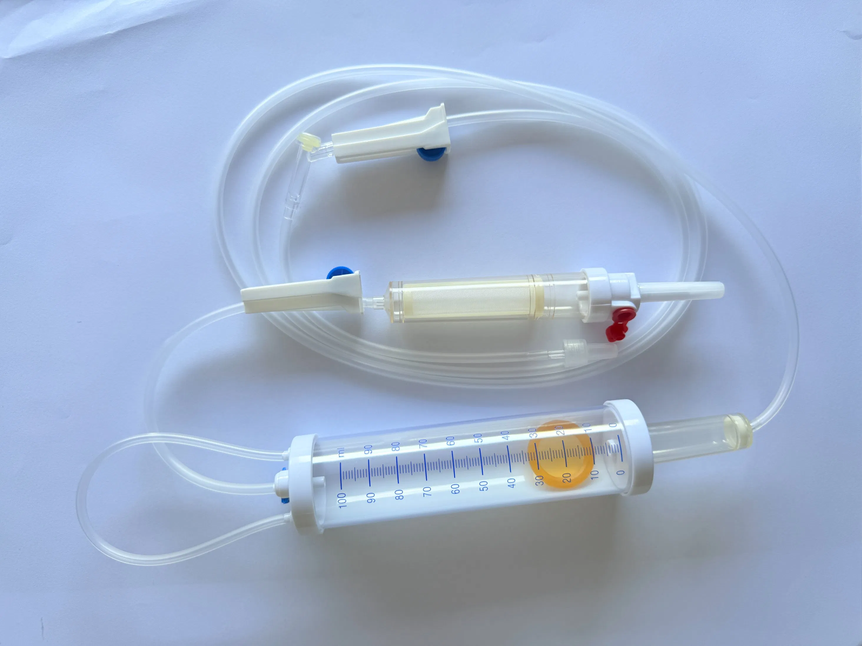 Conjunto de infusión desechable para infusión intravenosa estéril médica sin aguja