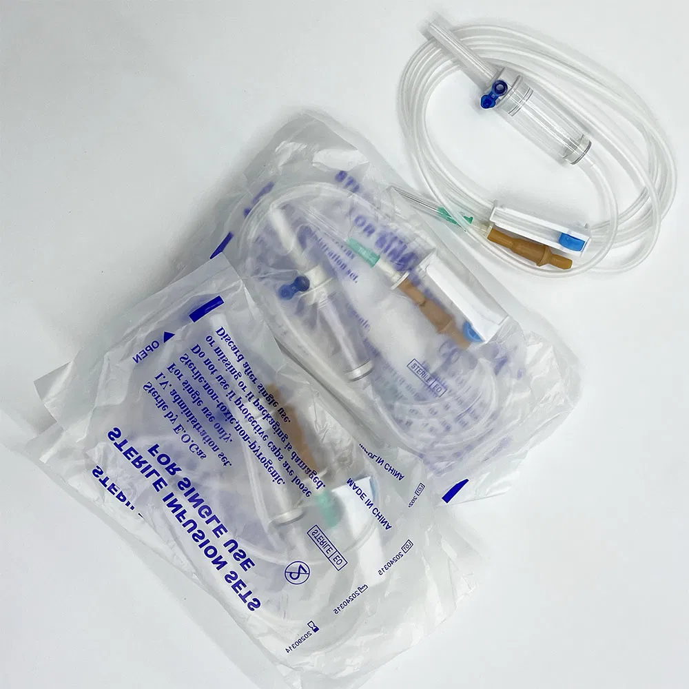 Conjunto de infusión médica premium para una entrega segura y precisa. Conjunto de infusión desechable con control de flujo de precisión y esterilidad