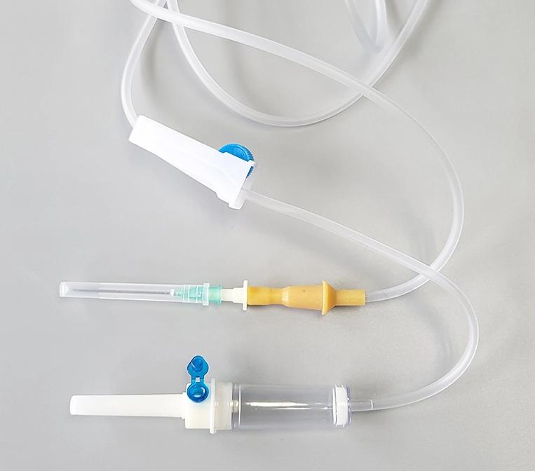 Equipo desechable médico para infusión intravenosa