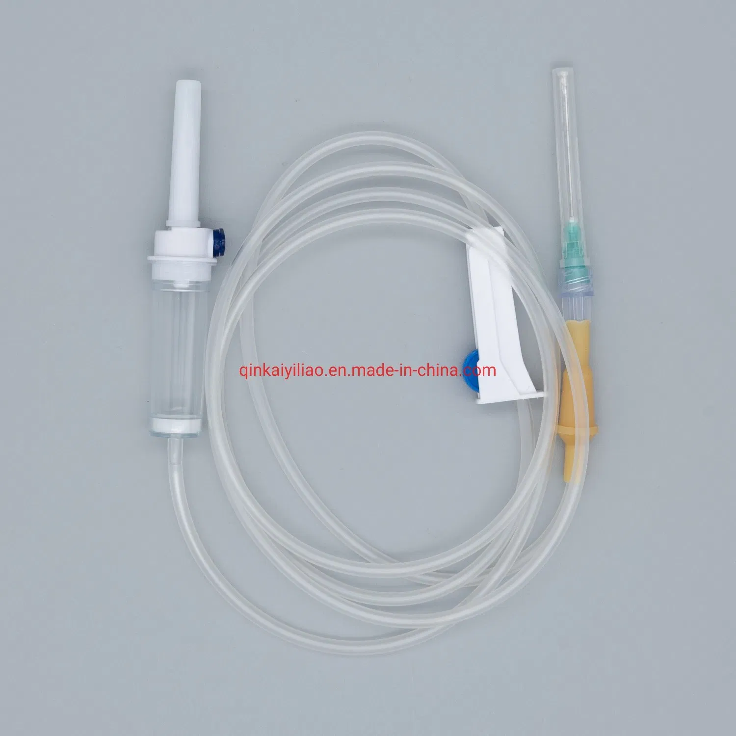 Conjunto de infusión IV desechable de partes de seguridad de látex libre con regulador de flujo
