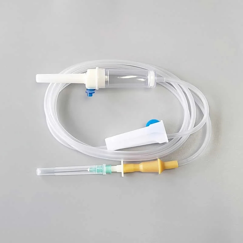 Conjunto de Infusión IV con Filtro de Aire Puerto de Inyección de Bulbo de Goma ISO13485 Fábrica OEM