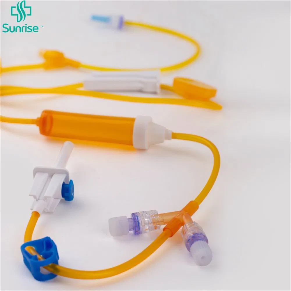 Fabricante de fábrica Sunrise Medical, juego de infusión IV desechable estéril sensible a la luz con tubo a prueba de luz