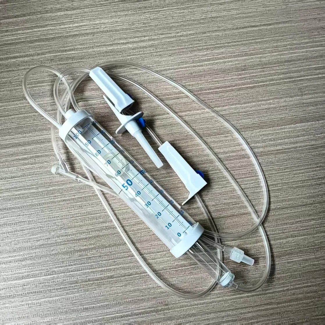 100ml Conjunto de infusión desechable para pediatría con bureta