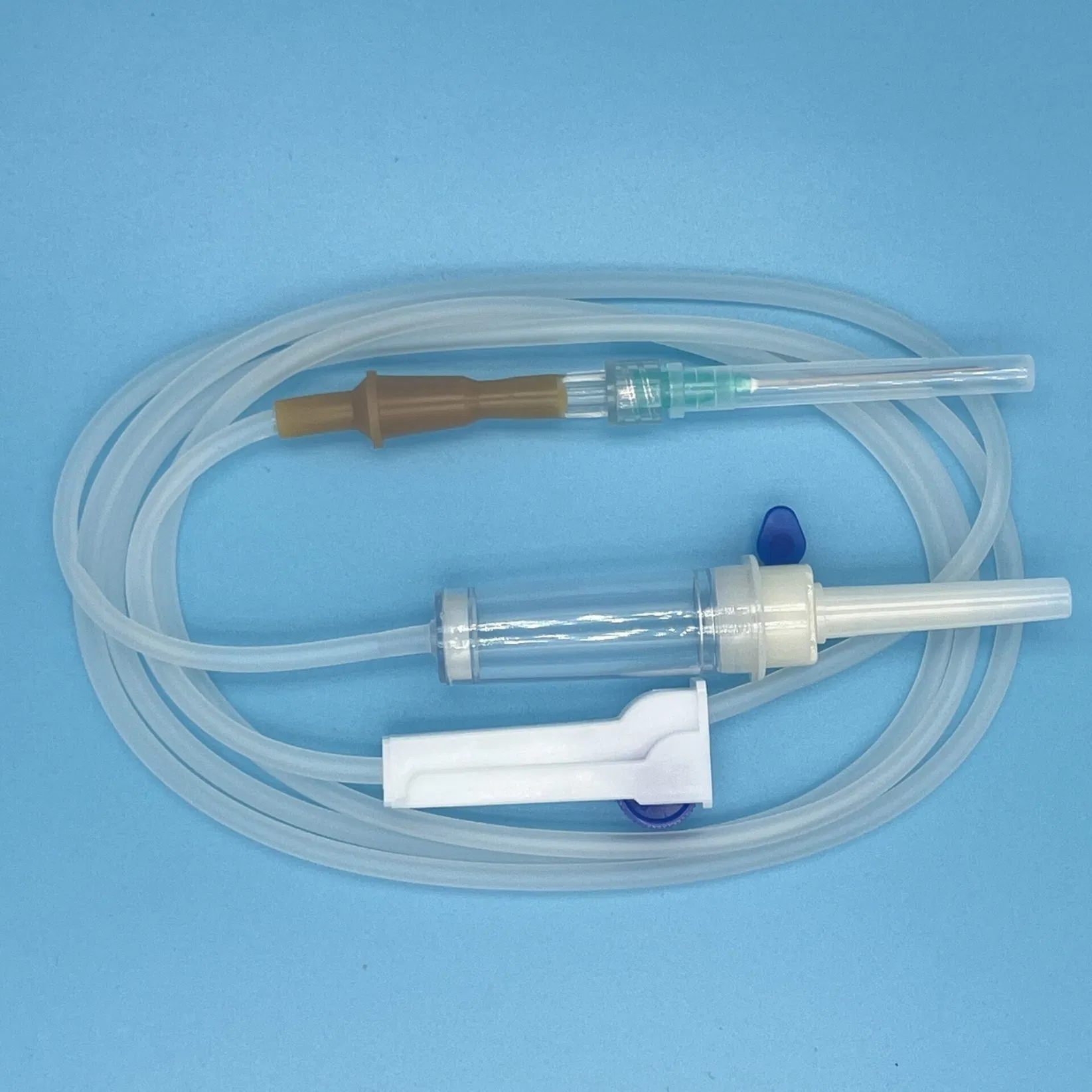 Conjunto de Infusión IV con Filtro de Aire Puerto de Inyección de Bulbo de Goma ISO13485 Fábrica OEM
