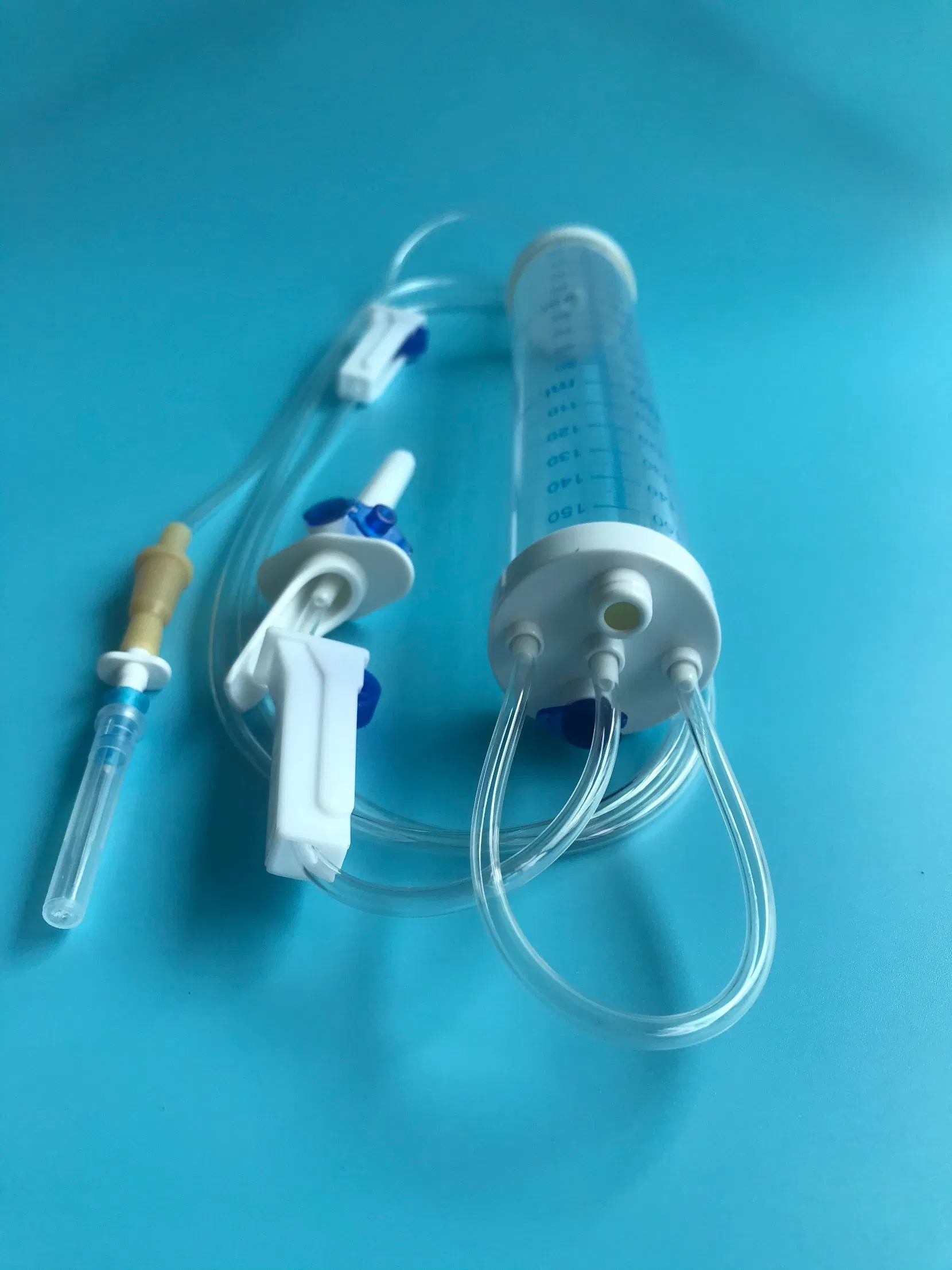 Juego de infusiones microgotas pediátricas de alta venta con CE, ISO