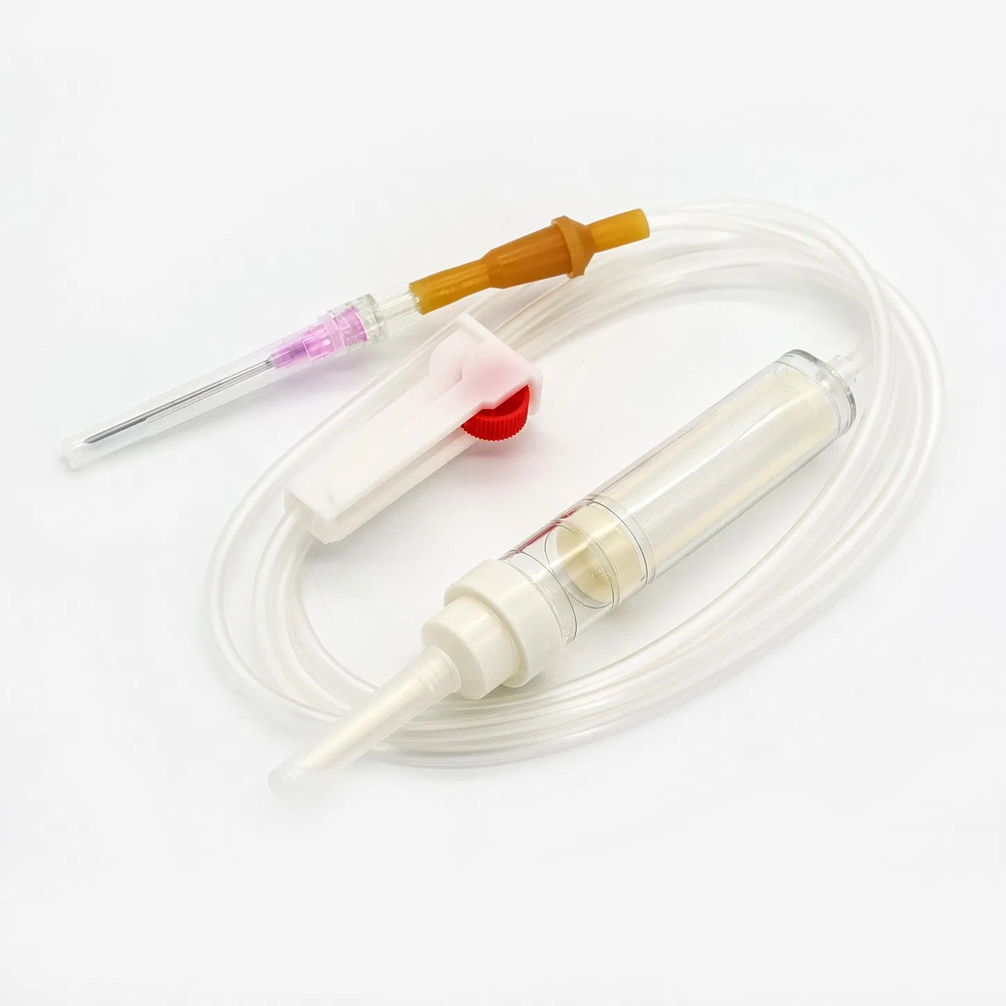 Juego de administración de sangre desechable de PVC con aguja médica disponible, con filtro ventilado o sin filtro ventilado