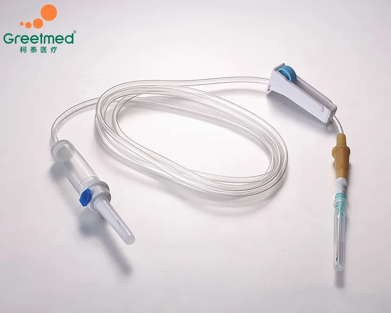 Juego de infusión desechable con tubo de látex con filtro