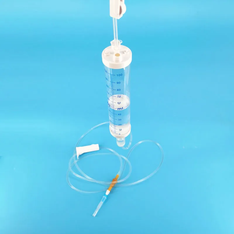 Equipo de infusión primaria con bureta 2