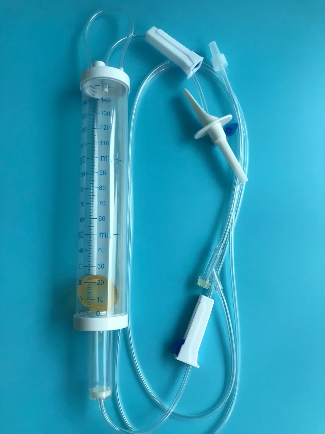 Set de infusión con bureta 3