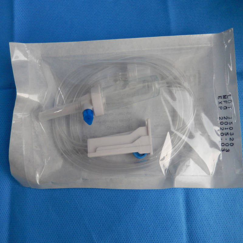 Set de infusión IV de un solo uso con materiales de alta calidad para uso médico