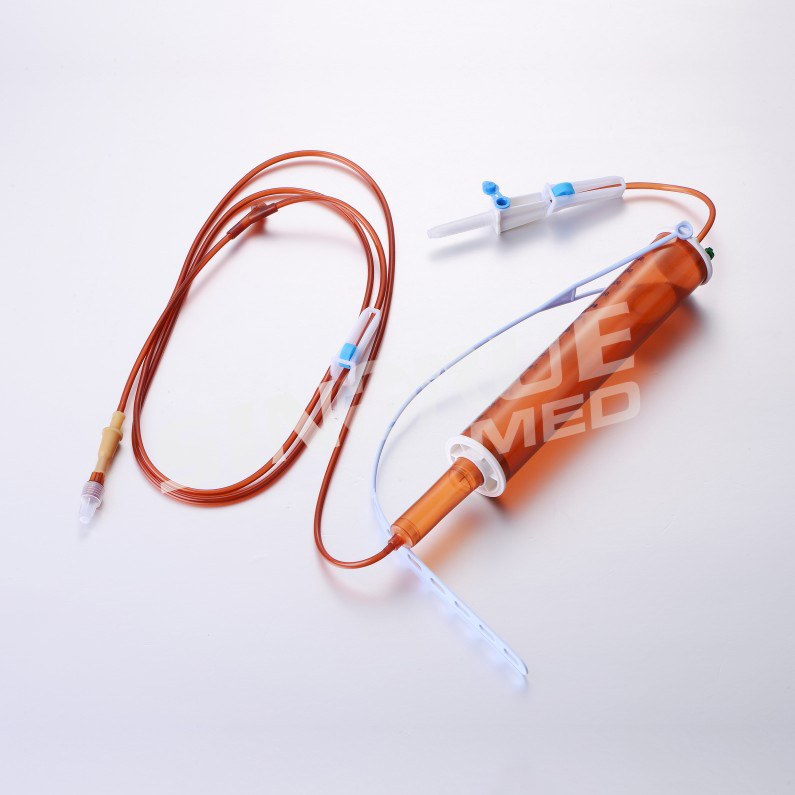 Juego de infusión médico desechable a prueba de luz con o sin aguja