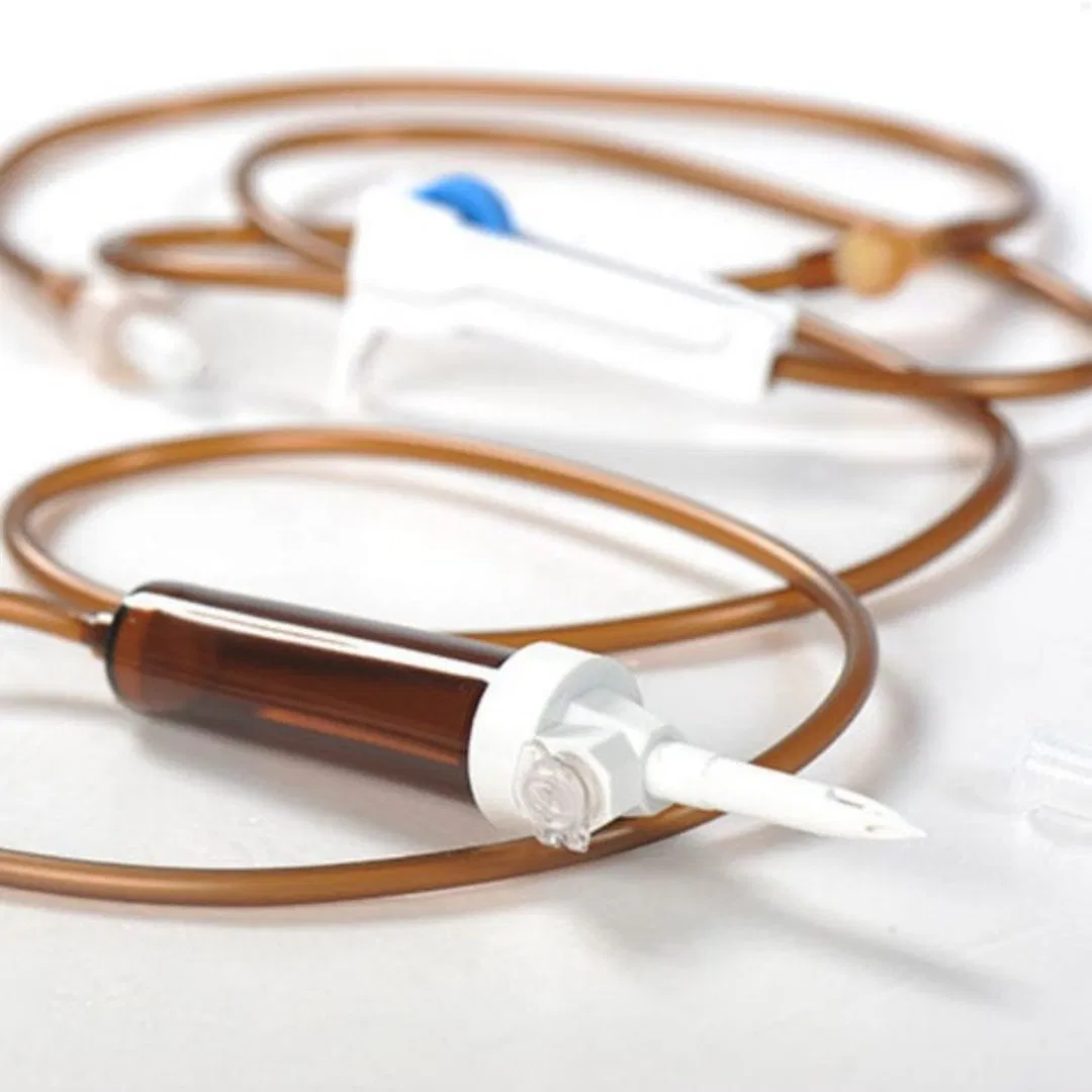 Conjunto de infusión desechable a prueba de luz para uso hospitalario ISO13485 Fábrica