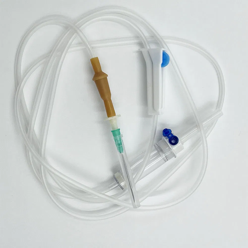 Conjunto de infusión médica de calidad diseñado para aplicaciones intravenosas para mantener la comodidad y seguridad del paciente