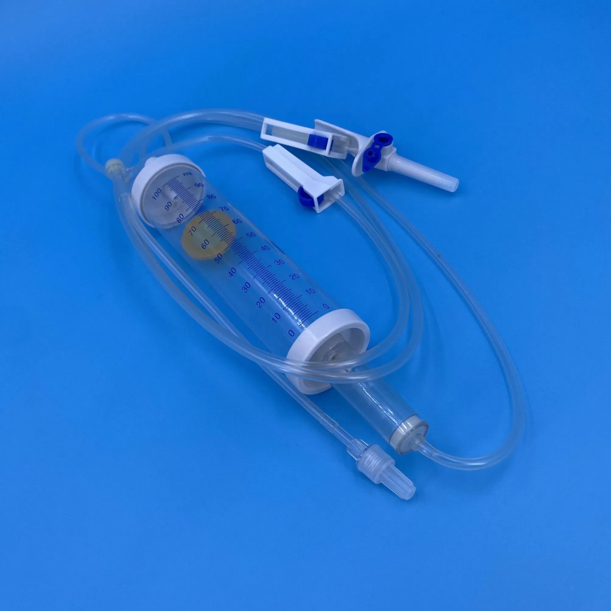 Set de infusión desechable 150ml para goteo pediátrico tipo microgoteo con bureta