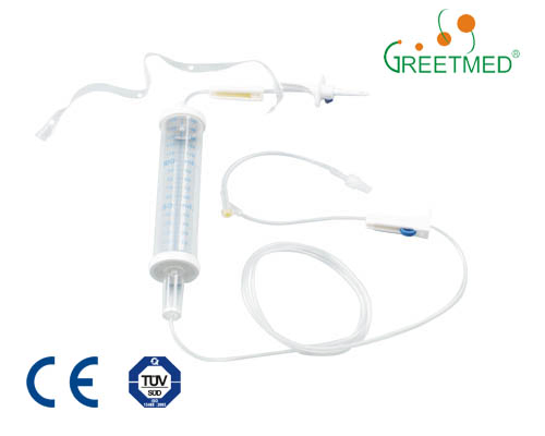 Juego de infusión desechable con tubo de látex con filtro