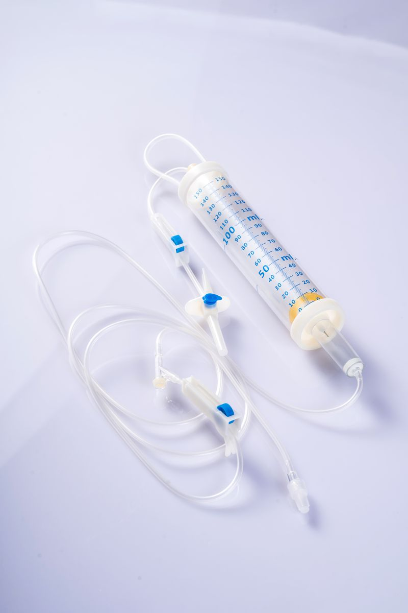 Producto de venta caliente, juego de infusión desechable con bureta para suministros médicos desechables