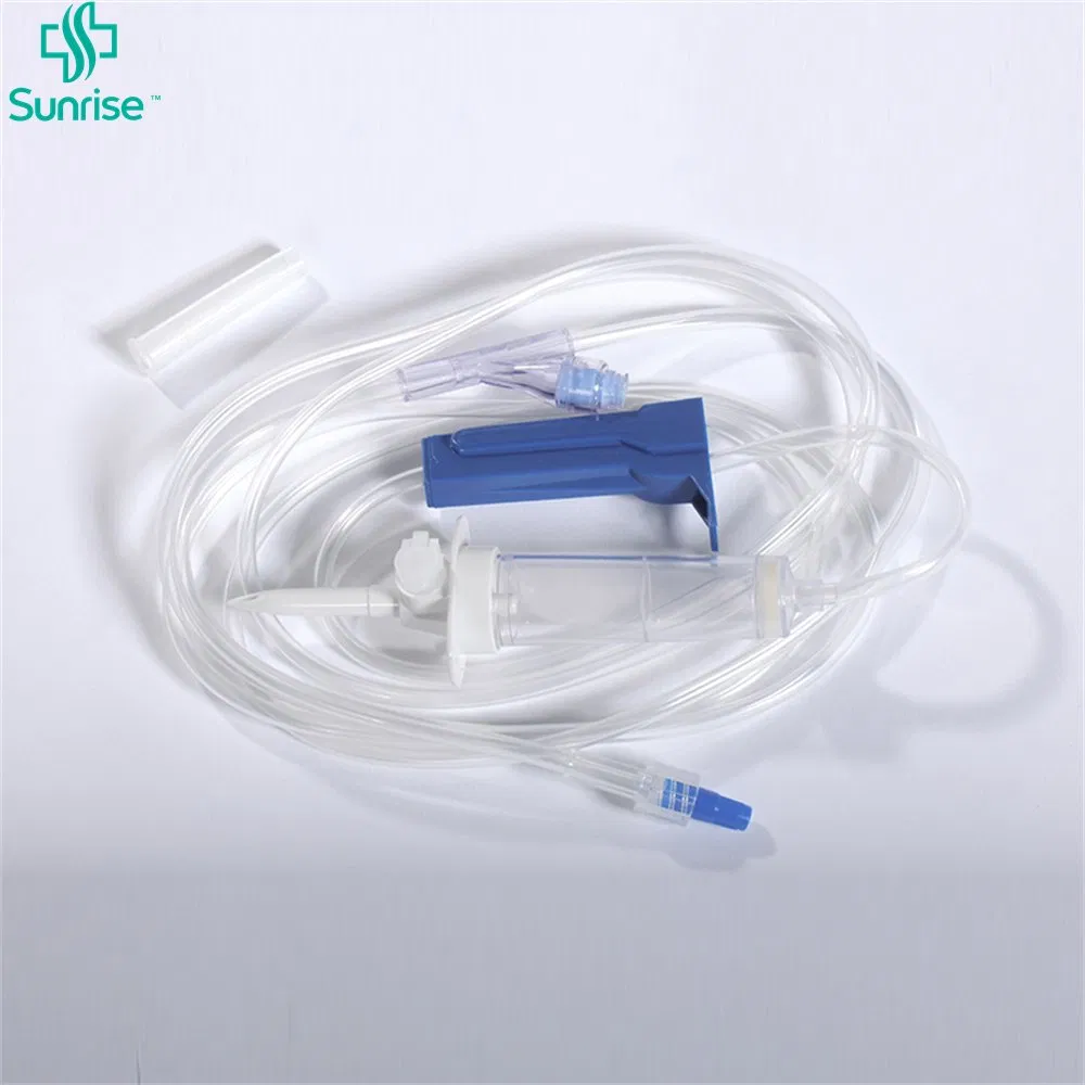 Conjunto de infusión IV estéril con conector sin aguja