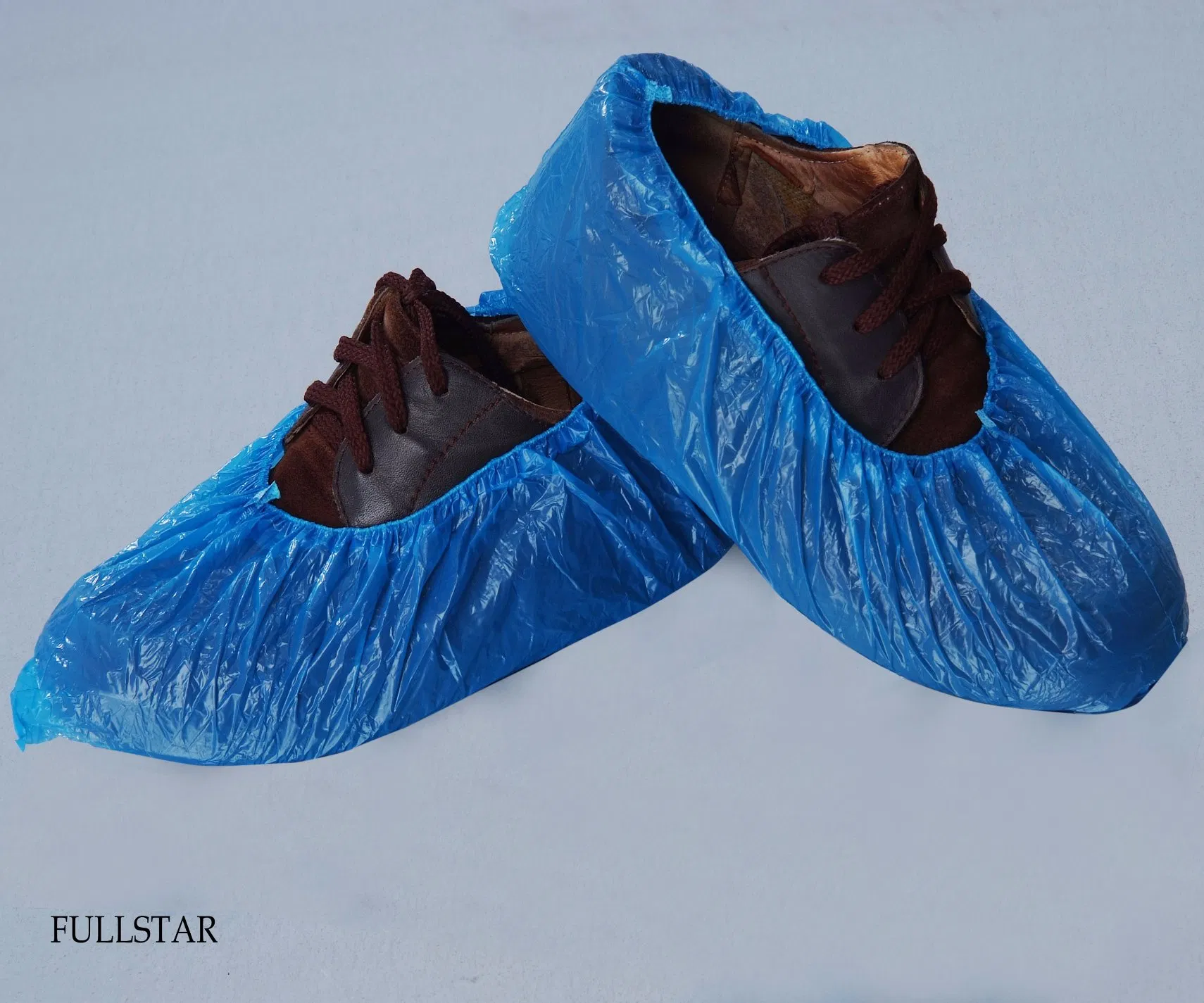 Filme laminado plástico descartável impermeável PP/PP+PE para sobrebotas